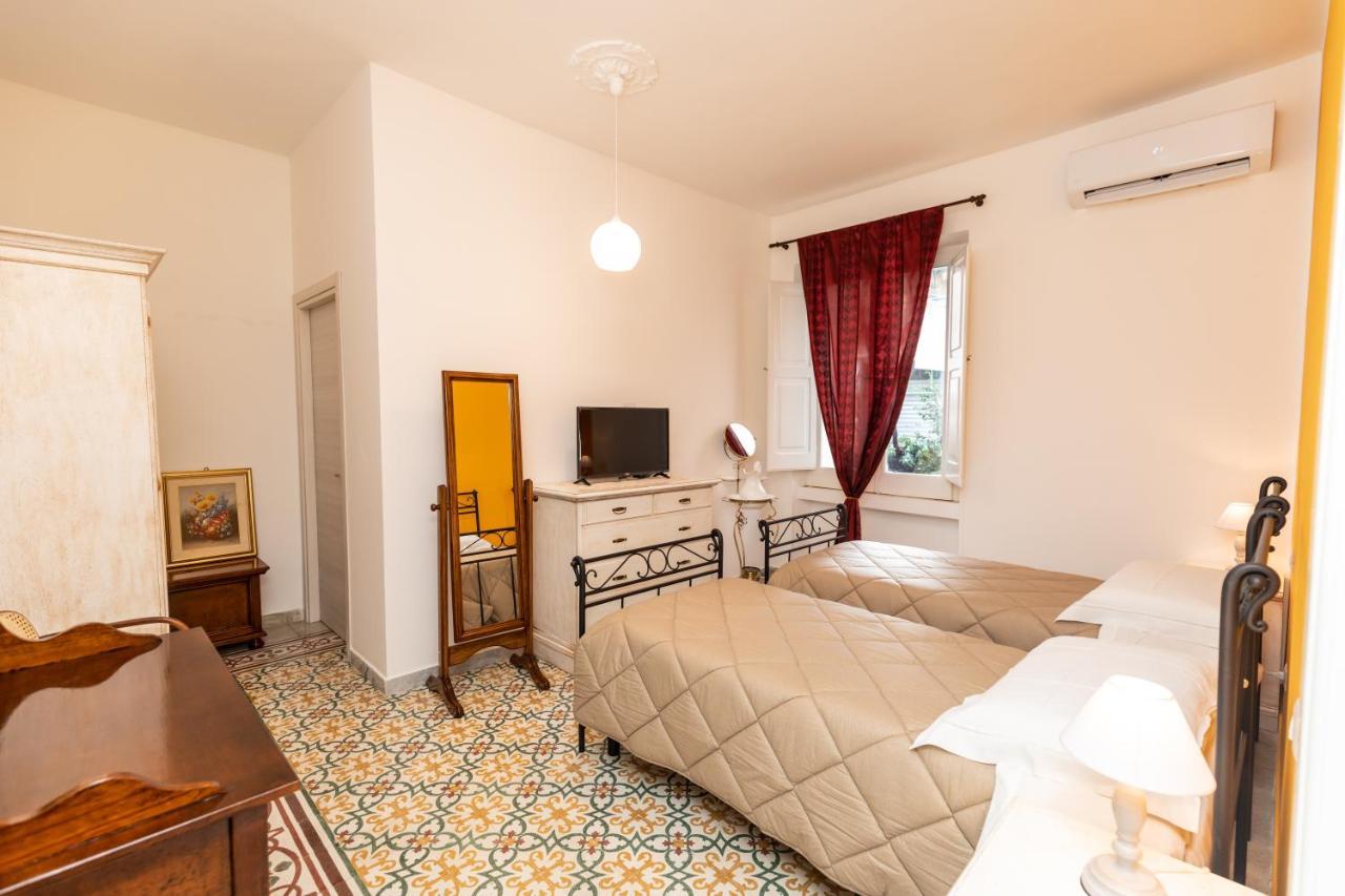 Casa Duconte Bed & Breakfast บาร์เลตตา ภายนอก รูปภาพ