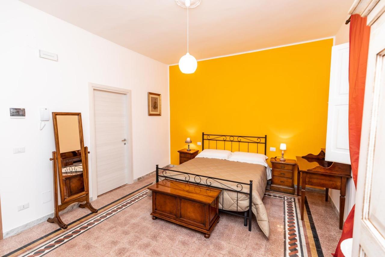 Casa Duconte Bed & Breakfast บาร์เลตตา ภายนอก รูปภาพ